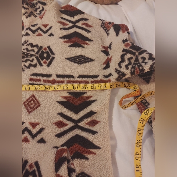Amazon Cream, Brown And Black Southwestern Patterned Teddy Jacket - Picture 5 of 7